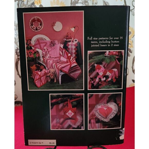 A Quilter's Christmas Patchwork Pattern Book 1984 Nancyann Johanson Twelker B-76 - Picture 2 of 7